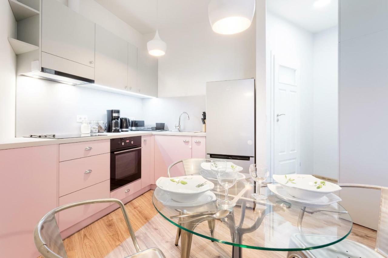 Apartments Mtp Poznan Maleckiego By Renters ภายนอก รูปภาพ