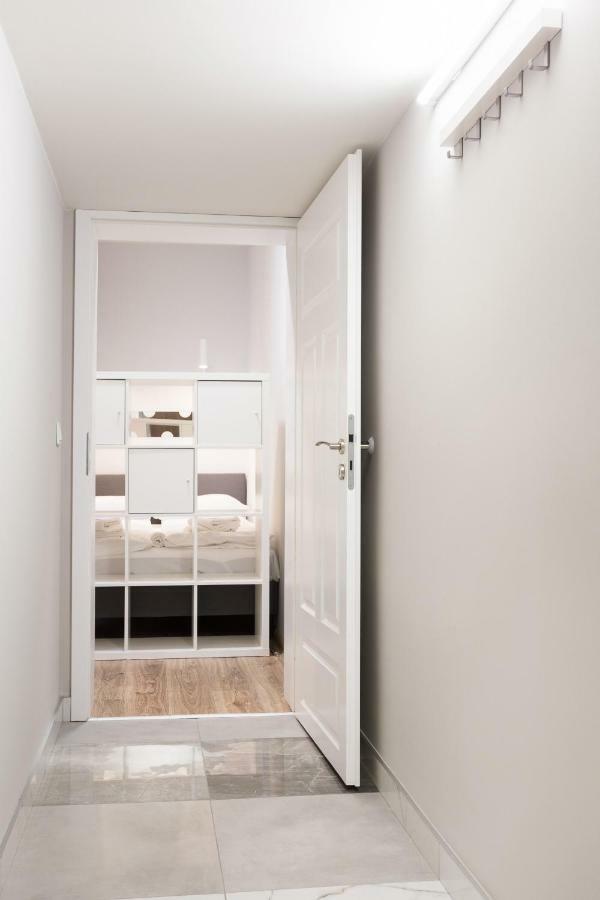 Apartments Mtp Poznan Maleckiego By Renters ภายนอก รูปภาพ